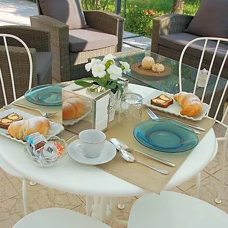 Bed & Breakfast Giardino Dei Frutti 3*